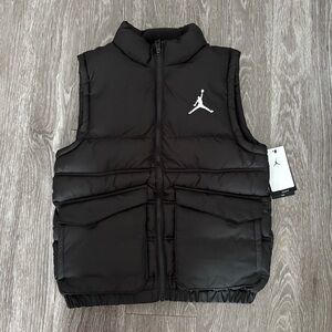 Boys Jordan Black Puffer Vest with Logo Detail Size Medium